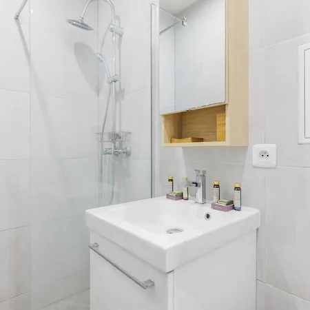 Charming Studio For Two People Jardin Du Luxembourg Apartment Paris
