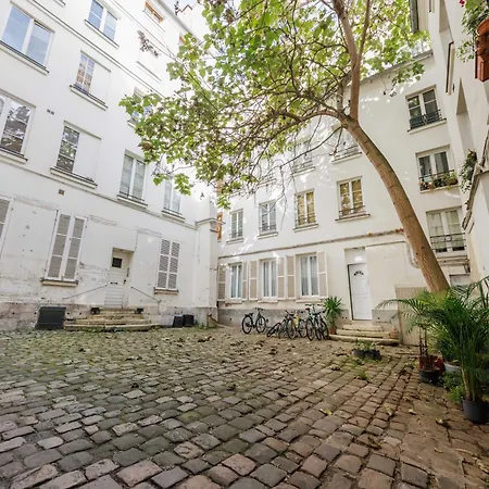 Charming Studio For Two People Jardin Du Luxembourg Paris